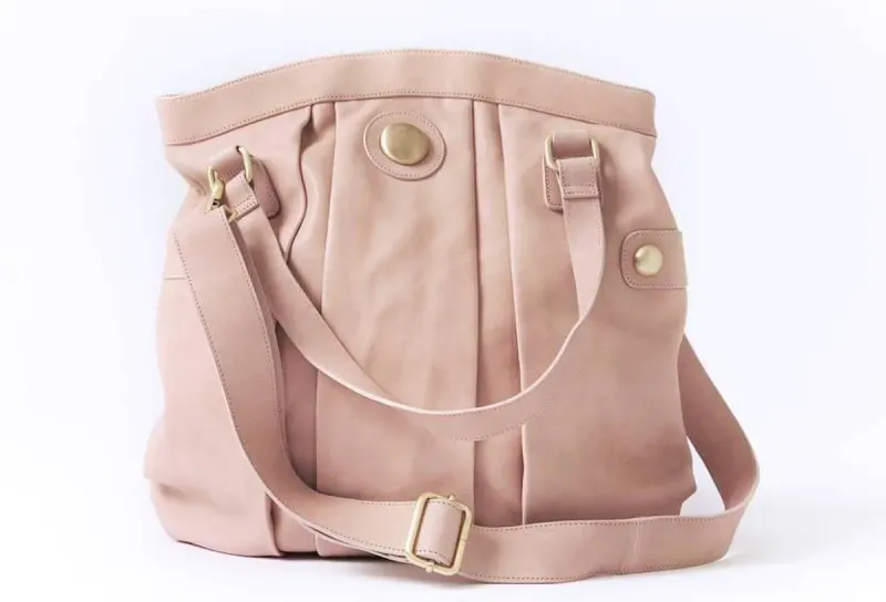 Lulu's Best Bag – Romslig hverdagsveske i nude/rosa